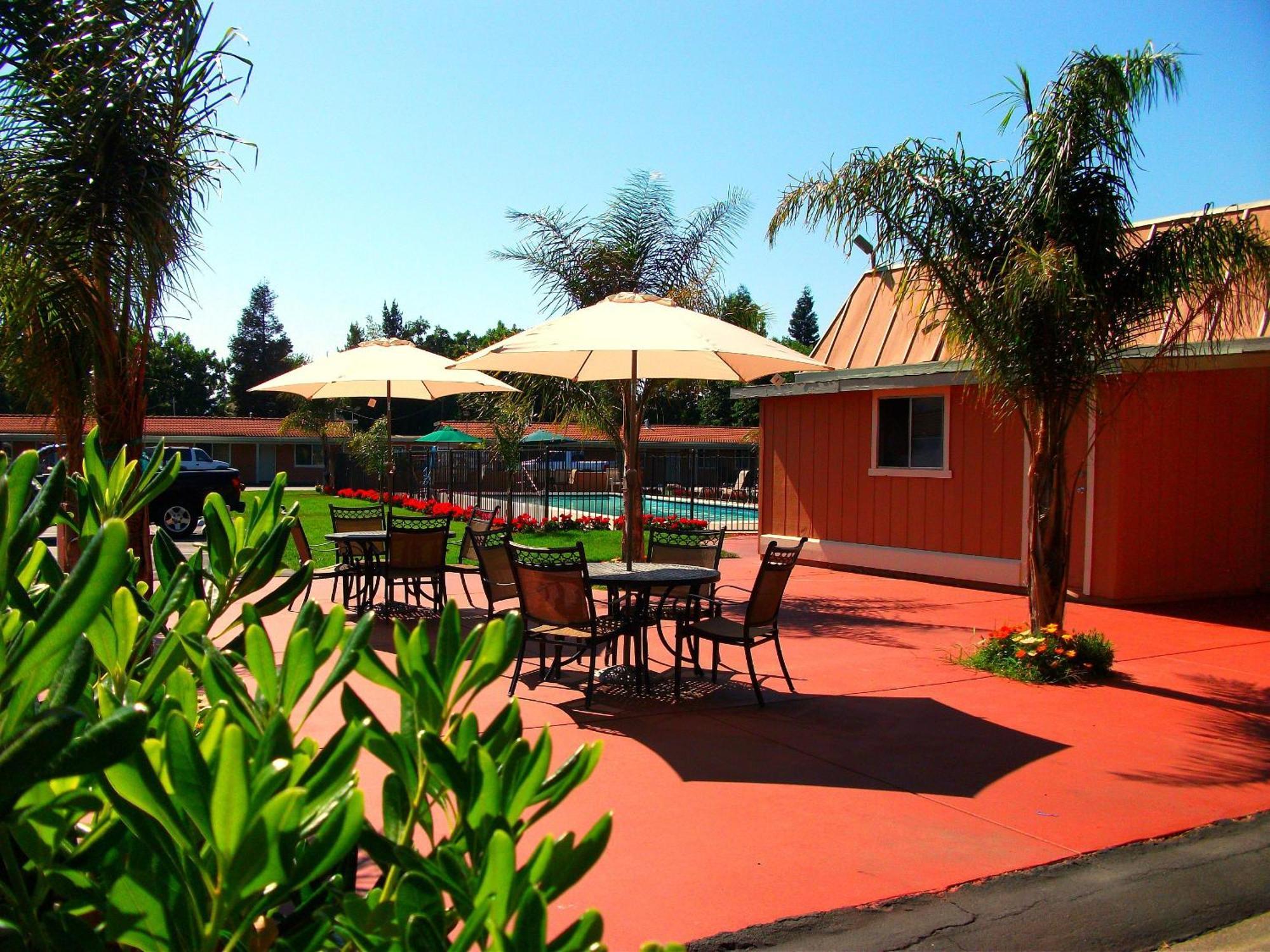 Tri-Valley Inn & Suites Pleasanton Exteriör bild