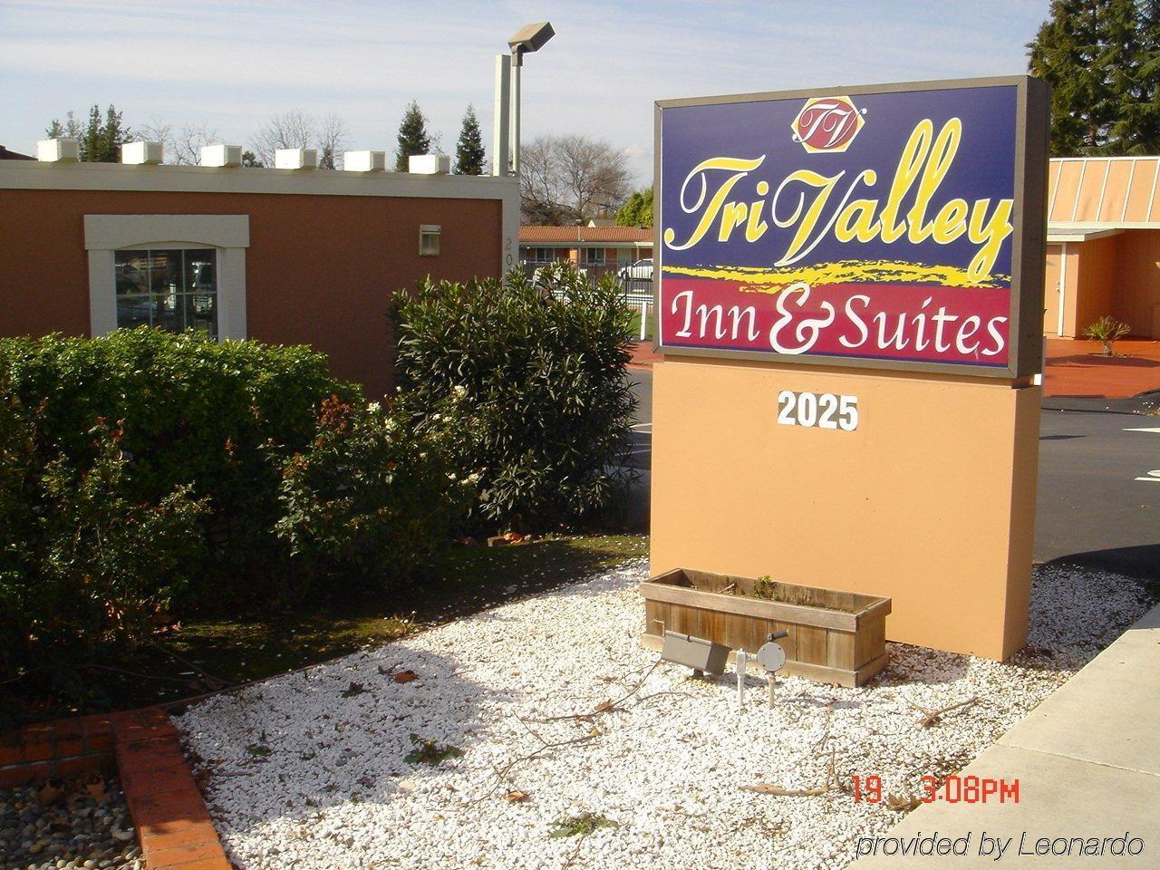Tri-Valley Inn & Suites Pleasanton Exteriör bild