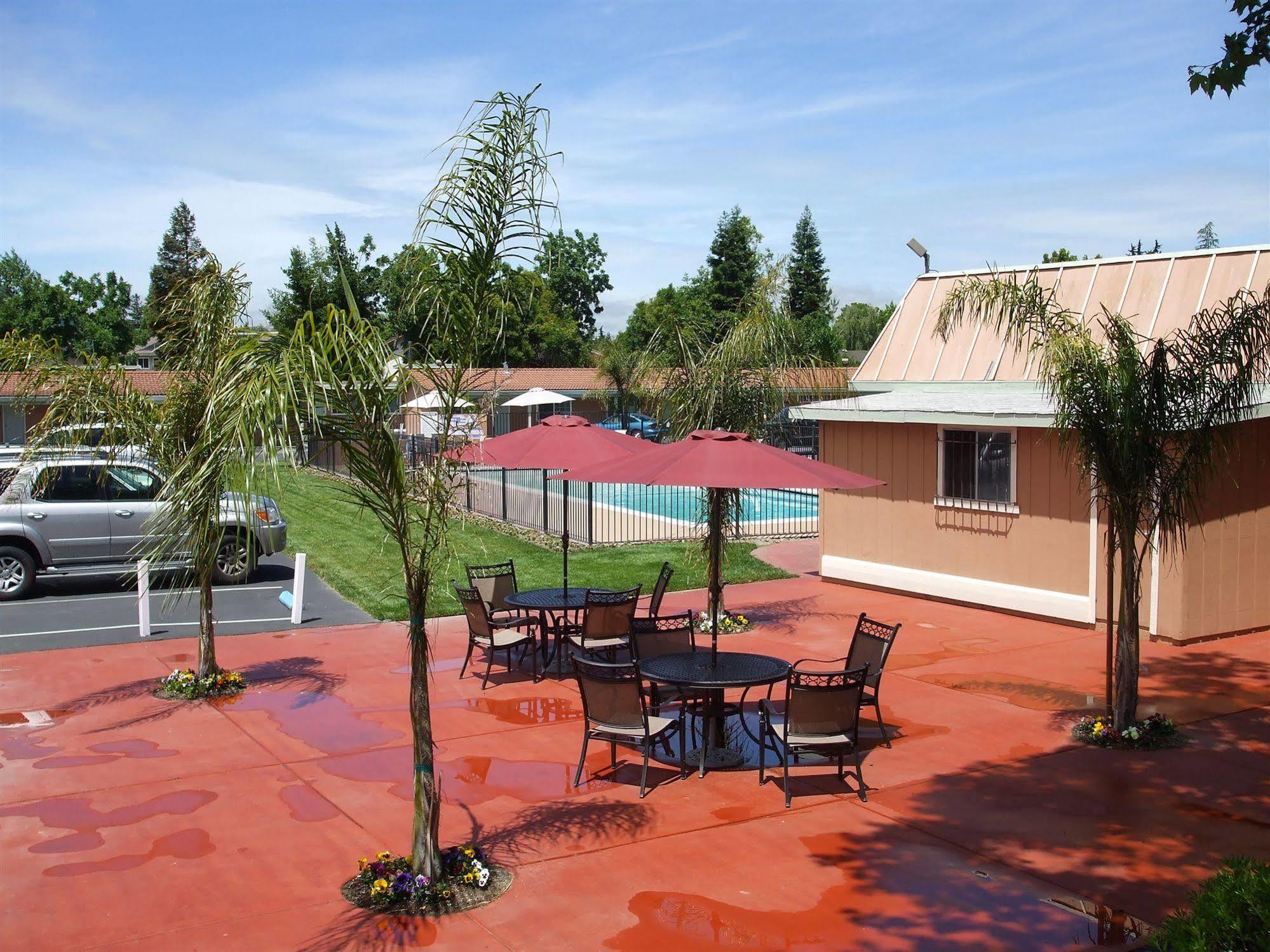 Tri-Valley Inn & Suites Pleasanton Exteriör bild